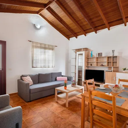 Holiday home Montana De Aguarijo El Hierro *
