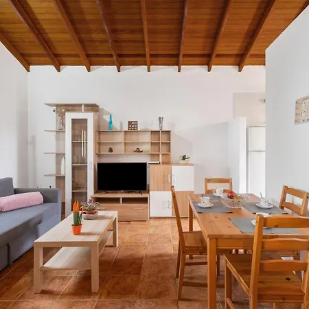 Montana De Aguarijo El Hierro Holiday home Mocanal